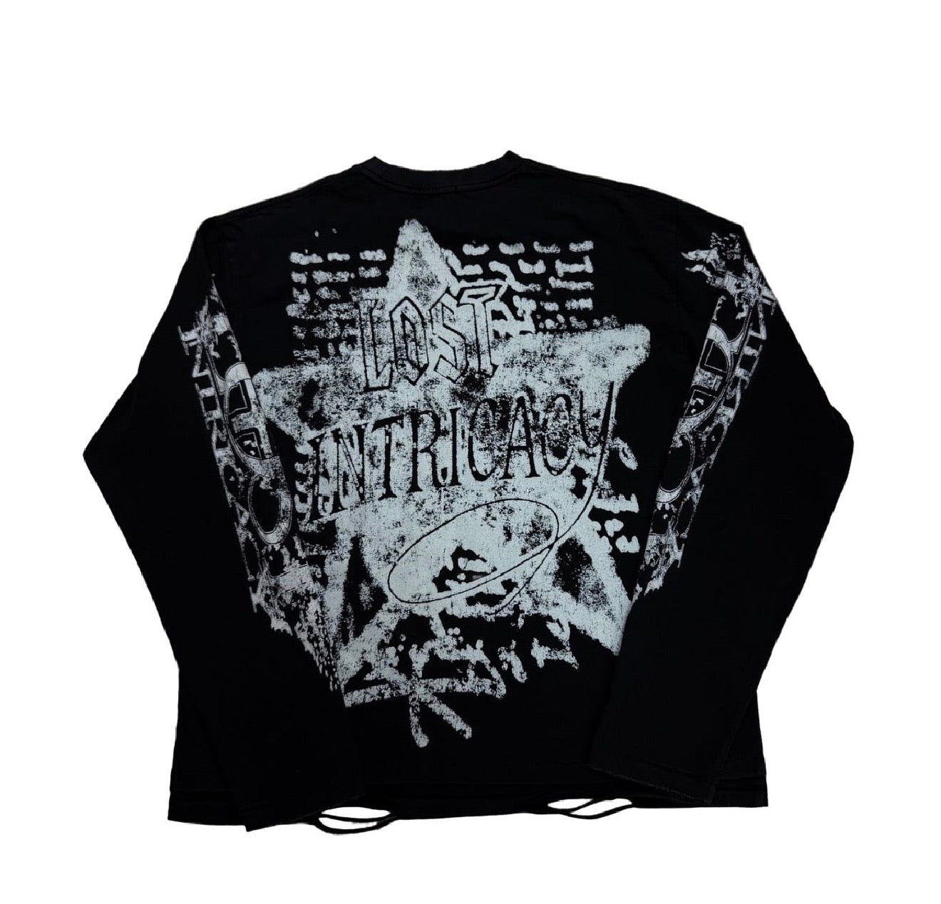 Lost Intricacy ‘Lost Bourne’ Longsleeve Black